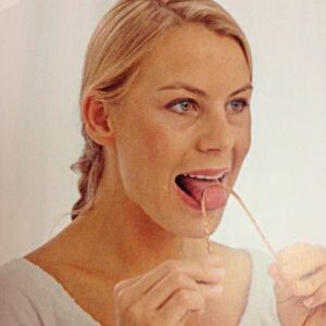 Cleaning-Tongue-300x400